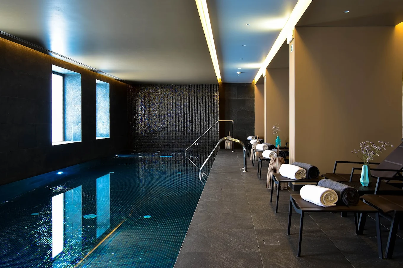 Prime Energize Hotel swimming pool